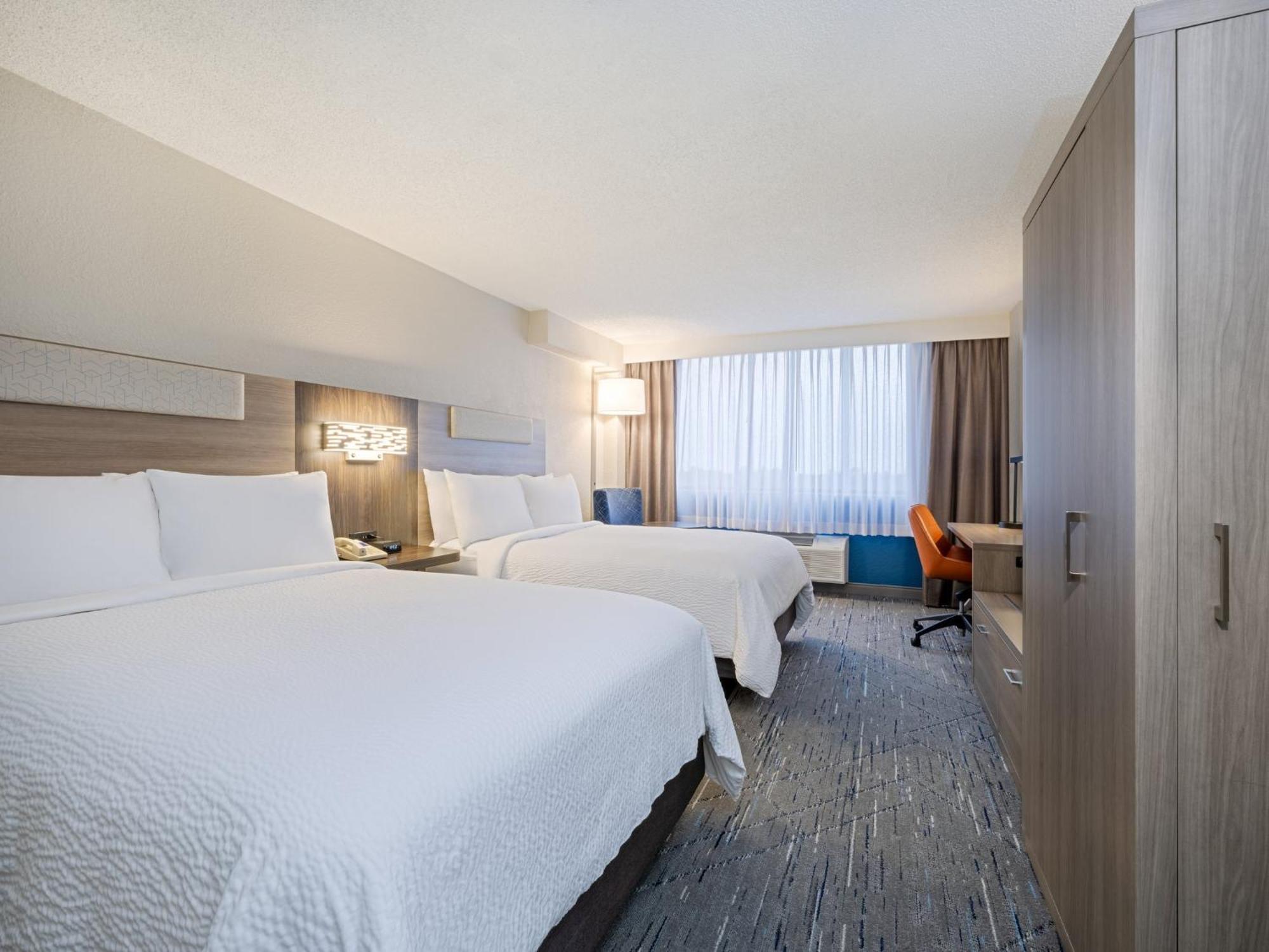 Holiday Inn Express Hotel & Suites Ft. Lauderdale-Plantation By Ihg Exterior photo